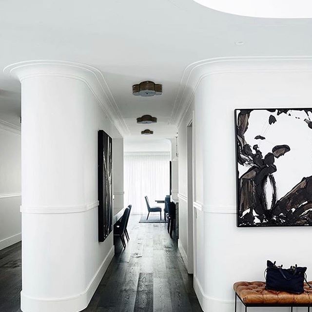 Morning
&bull;
Taking the simple concept of a hallway and making it look elegant and beautiful with curves.
👌
&bull;
&bull;
&bull;
📷adesignermind
#siobhandonoghuedesign#interiordesign#stylist#melbournestylist#melbournecafedesign#melbourne#colour#co