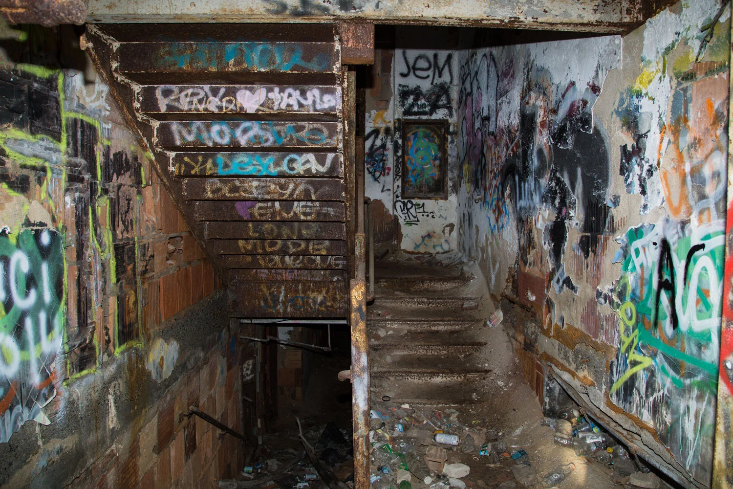 Abandoned-Staircase-Covered-in-Graffiti.jpg