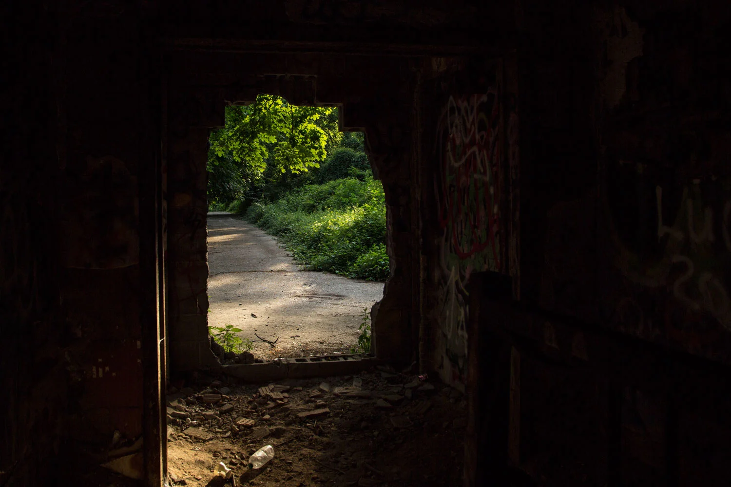 Dark-Graffiti-Hallway-to-Outside.jpg