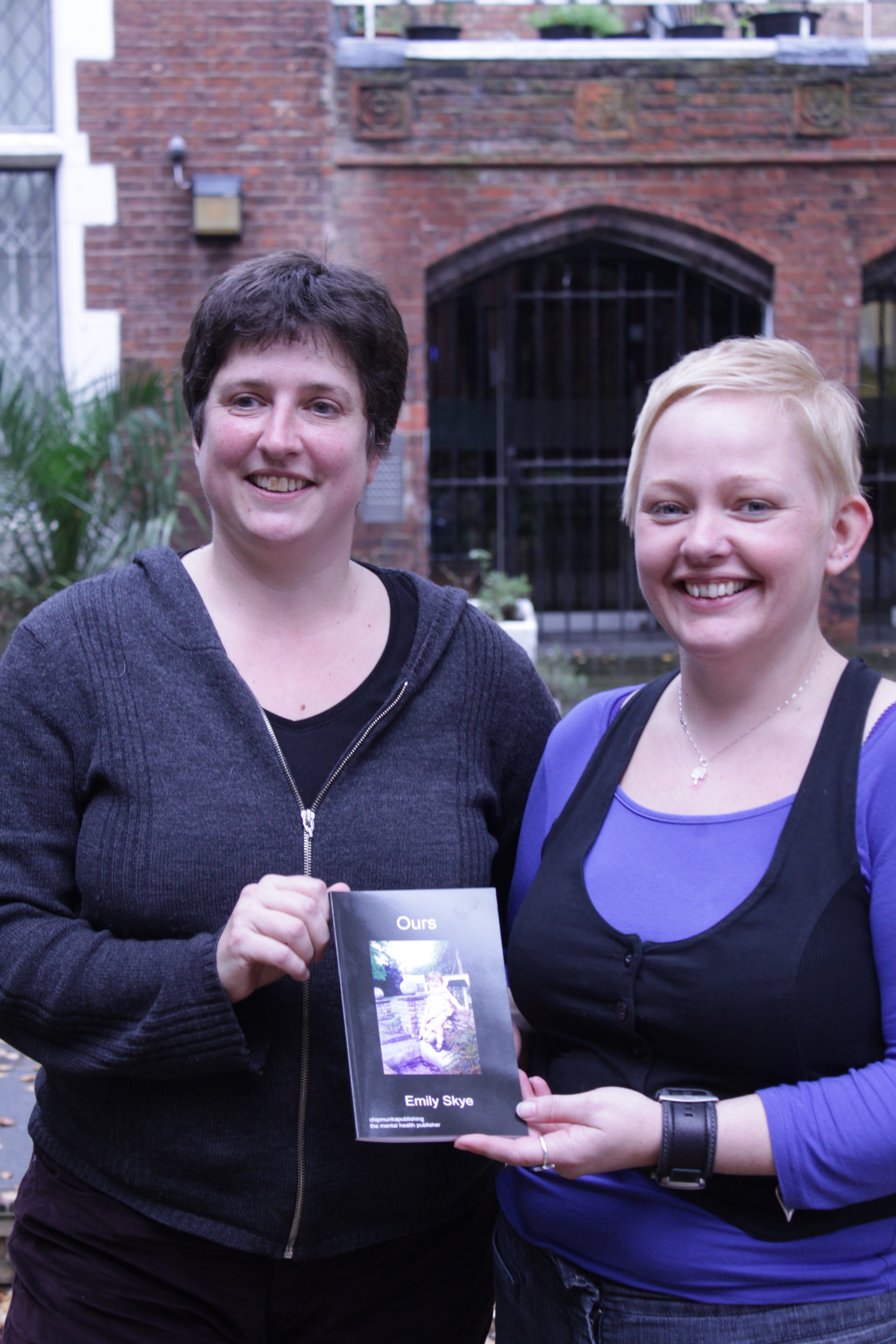 Emily Skye (left) and Kathyrn Morris-Roberts (right). Image Courtesy of the British Gestalt Journal. 