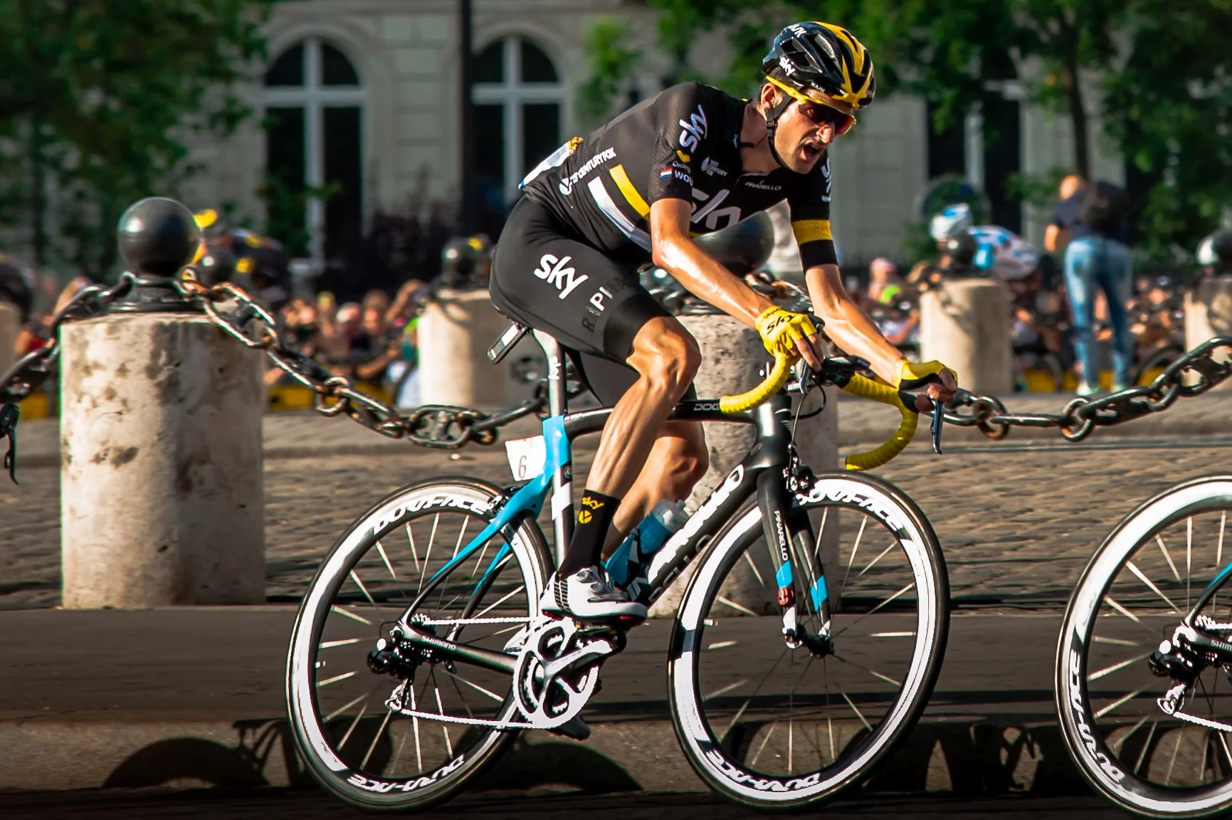 2016-07 Tour de France - Parijs - Fanclub Wout Poels-2268.jpg