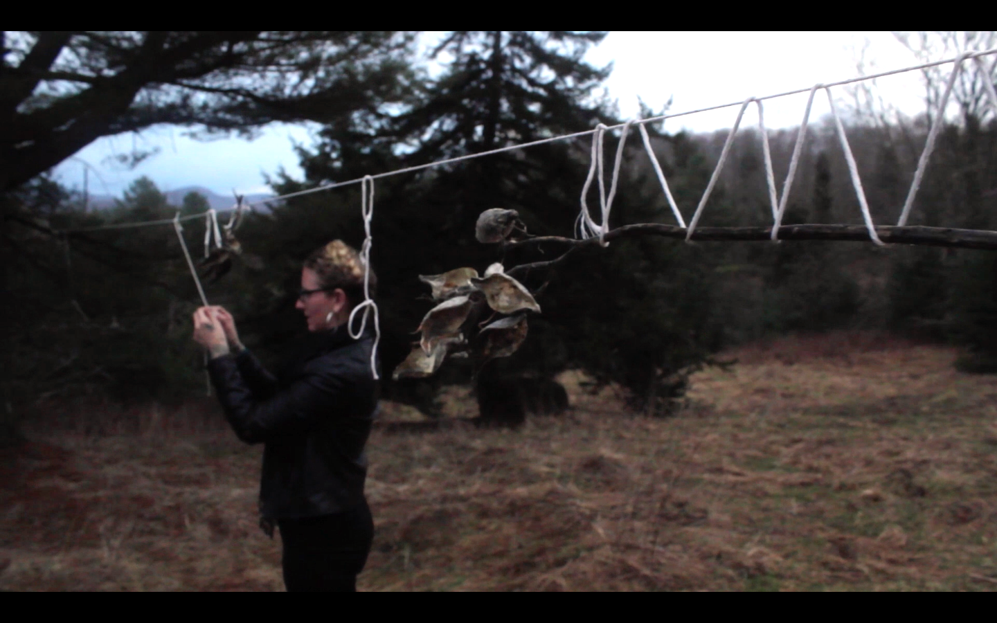 8_Space performance still_aek .png