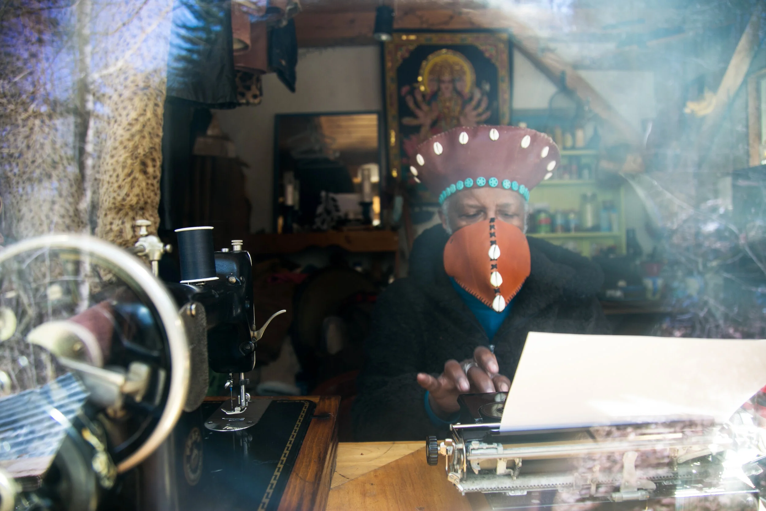 through the window - toussaint-6472.jpg