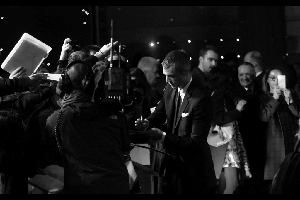Next arrival : Joel Kinnaman, who plays Murphy/Robocop in the movie. Along with other roles, he was also in 'The Darkest Hour' (which I didn't watch) and The Girl With The Dragon Tattoo (which I don't remember him from). That said, his suit and side profile is fantastic.