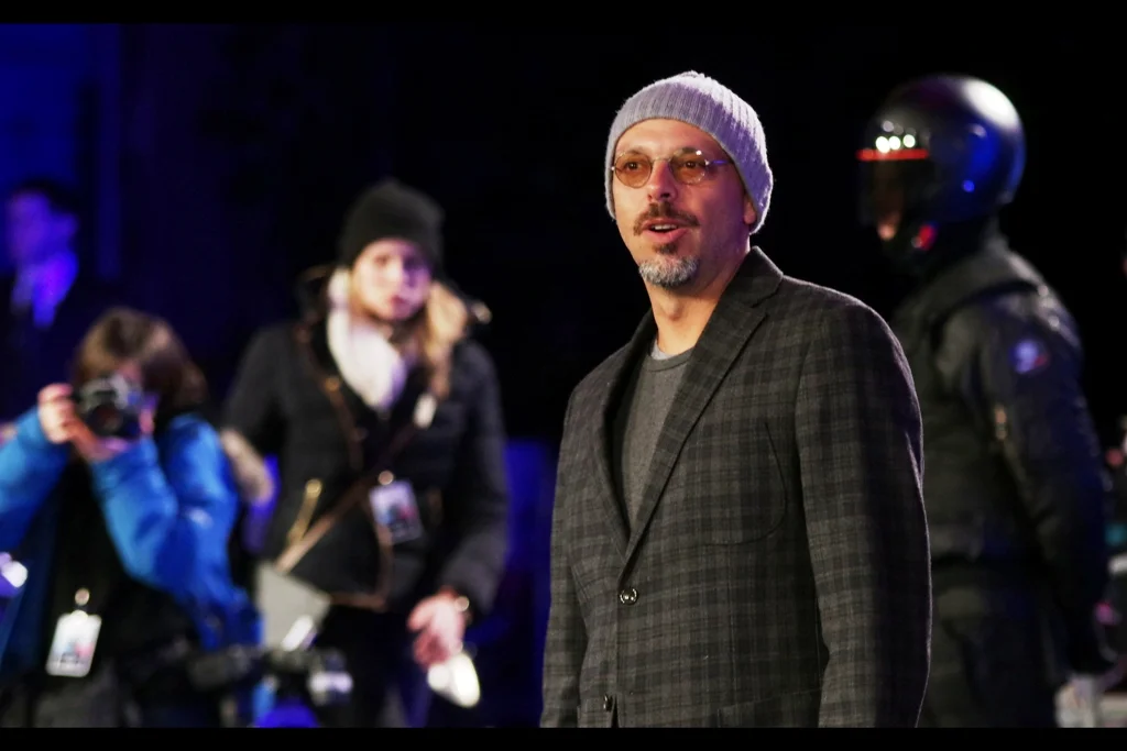 "The future of law enforcement? Ultimately it's self-policing, facebook monitoring, and casual grey Beanie combos" Oh, but ... I don't have any of those beanies in my collection...
