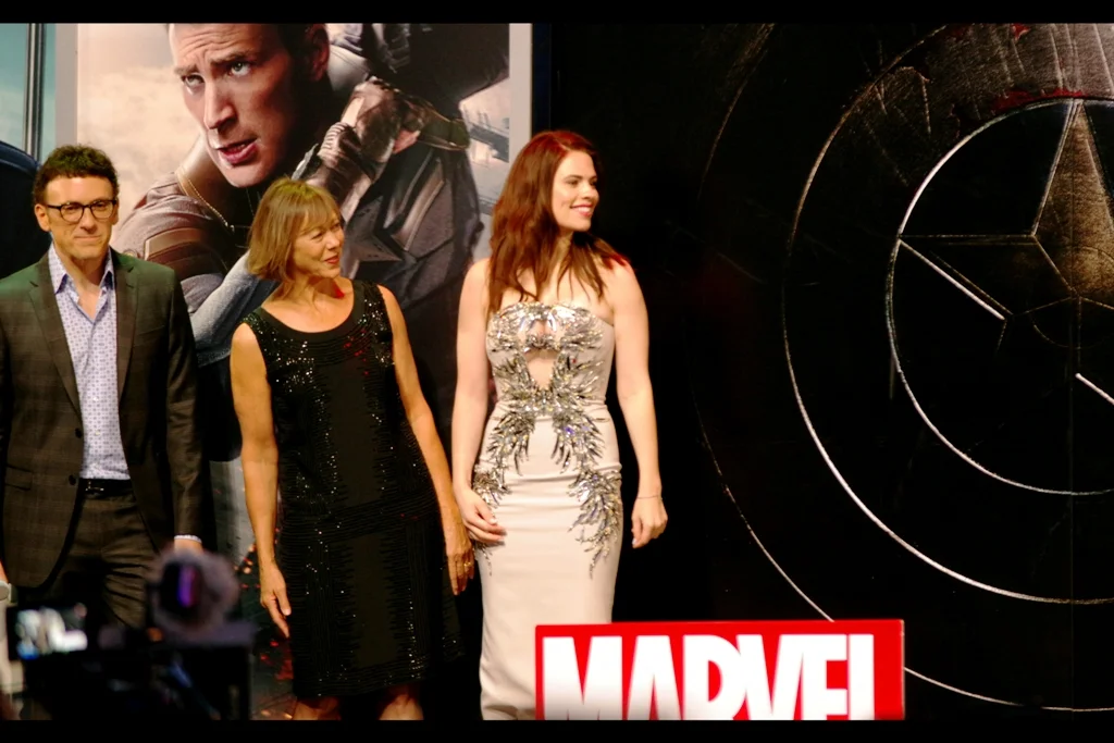 Jeny Agutter (next to Hayley Atwell) was one of the shadowy figures on vertical widescreen monitors in The Avengers. Interesting to see if she's got a bigger role in Cap2. Like... maybe they switched the monitors to the more usual horizontal widescreen. Because really? Who broadcasts in vertical panorama?