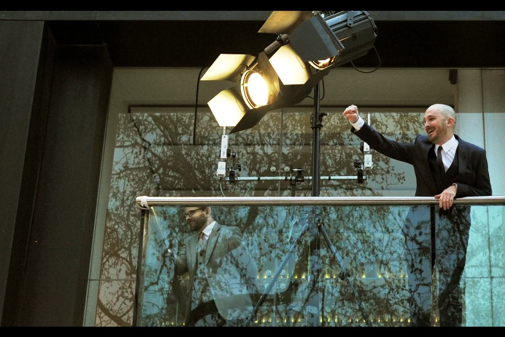"You rocked in that movie I directed you in, Russell!!!" Director Darren Aronofsky heckles from the upper balcony, which is a location very few stars use for that (or any other) purpose.