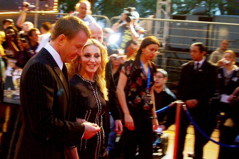 Wow - it's Madonna! I swear I didn't swoon.... (wait... who "swoons" these days? I mean, *other* than the old ladies next to me whose granddaughter scored a hug and an autograph from Gerard Butler himself)