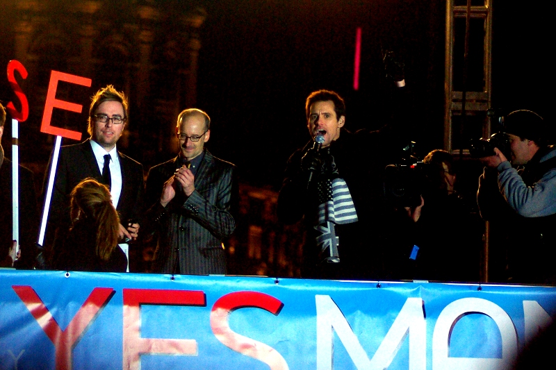 Comedian Danny Wallace, Director Peyton Reed and Pet Detective Ace Ventura on top of a bus. I believe the Russian Revolution started much the same way...