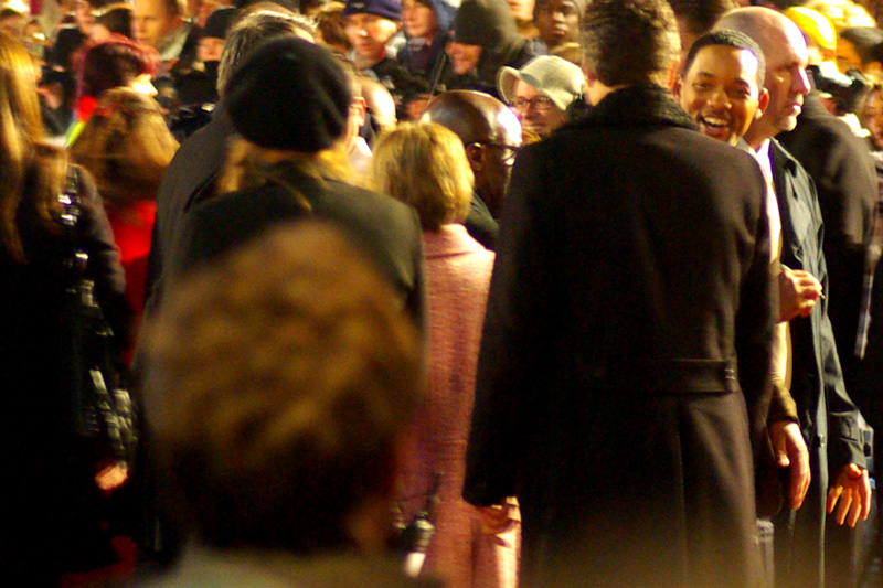 Keeping spirits high in the freezing cold. Bless you, Will Smith. (Even so, I'm still hazy on watching this movie...)