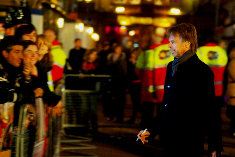 Jerry Bruckheimer has also produced CSI, CSI Miami, CSI NY, The Amazing Race, Without A Trace, and Cold Case. Would he executive produce my next Insight Analysis on *Top-Up and Get Summary* if I asked nicely enough? (probably... the guy appears to pretty much produce any and everything!)