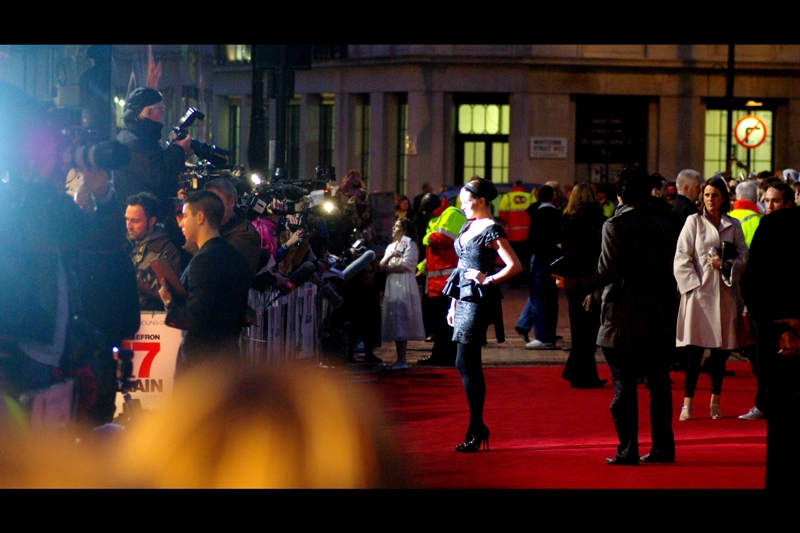 Despite the unfortunate overexposure, I'm pleased to report nothing more than : this is not Zac Efron.