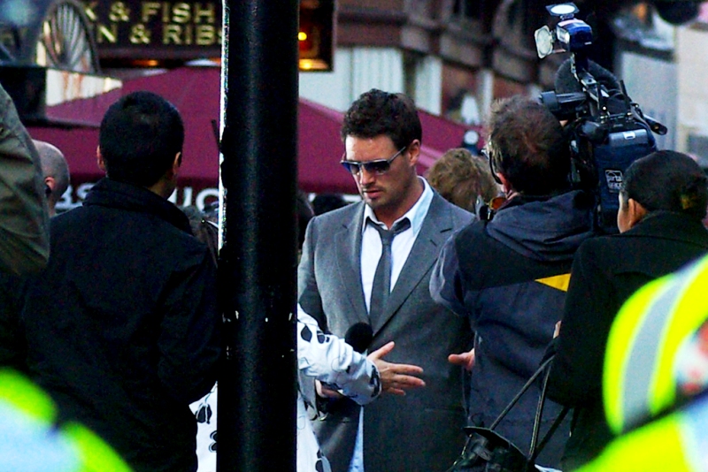 I'm not sure who this is. Wireimage fails to identify him, and the Paps snubbed him. Yet the fans were screaming for him and he was interviewed several times. Intriguing....