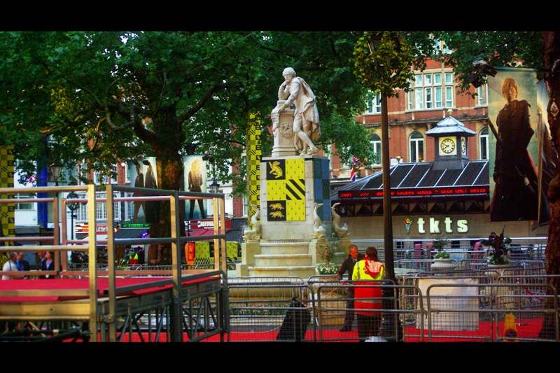 Park Statue says: "Only one more Harry Potter move and then this madness stops. ... No, wait. What do you mean 'they're splitting the last book into two films'???"