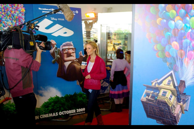 "Tom, I'm here at the premiere of Pixar's "Up" and as a member of the press I may actually be the biggest drawcard at this event. I'll be interviewing myself later and asking myself what I think of the film.."