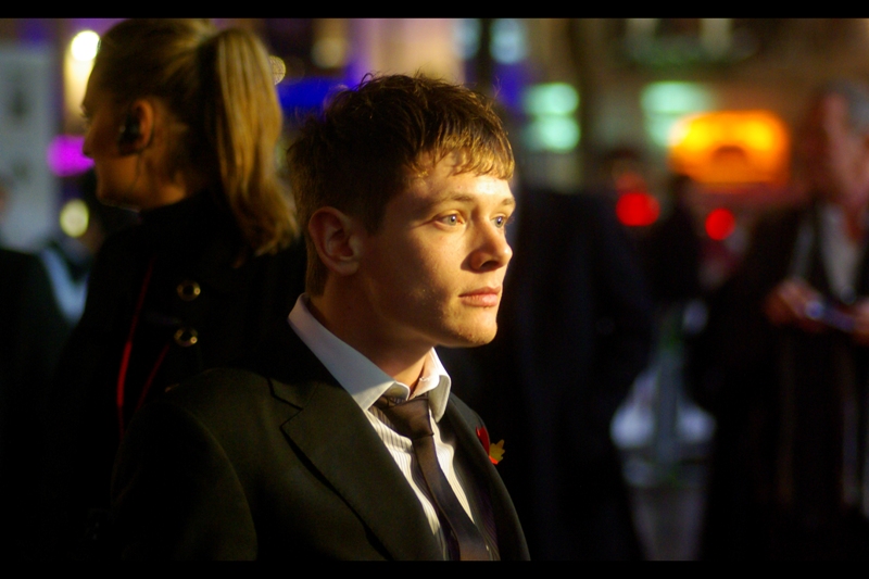 "Bruce Wayne…. Is Batman??" Cute reporter lady is destroying these people… whoever they are / he is.