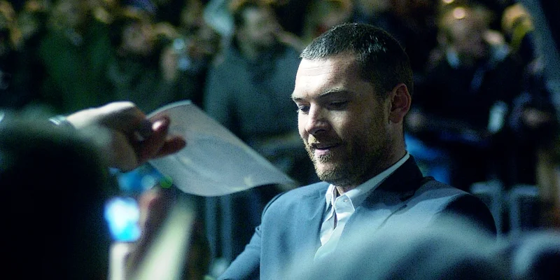 Based on the schedule (and how long James Cameron takes to make movies) both Sam Worthington and Zoe Saldana appeared in big-grossing movies filmed after but released BEFORE Avatar. (And both films involved time travel in their storylines. Coincidence? I think not!)