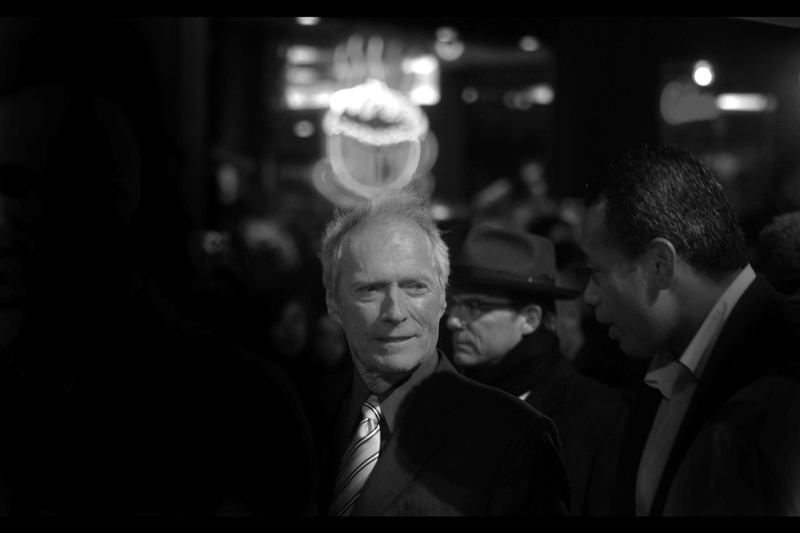 ”Sir, I know you and Mr Freeman don’t really do autographs or mix with fans, but there’s a guy who photographs a lot of these premieres, and it would be really funny if the only sharp, face-on shot he got of you all night had you in front of a giant neon cappuccino sign” Yeah. Really funny.