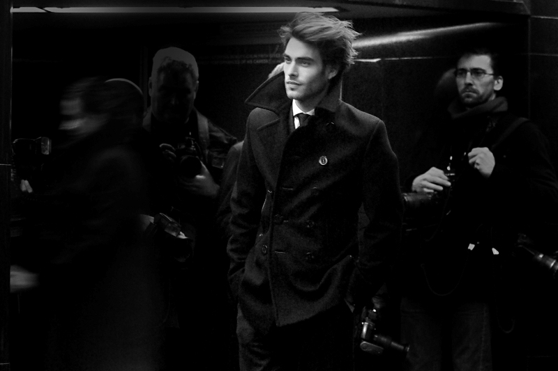 Wow. This guy's resemblance to me is simply *uncanny*. I mean… jacket, two arms, bipedal locomotion, four-chamber heart and binocular vision.... any girl I ask to date me should look at this photo of, erm, "Me" rather than the many contradictory-seeming facebook profile pictures I have...