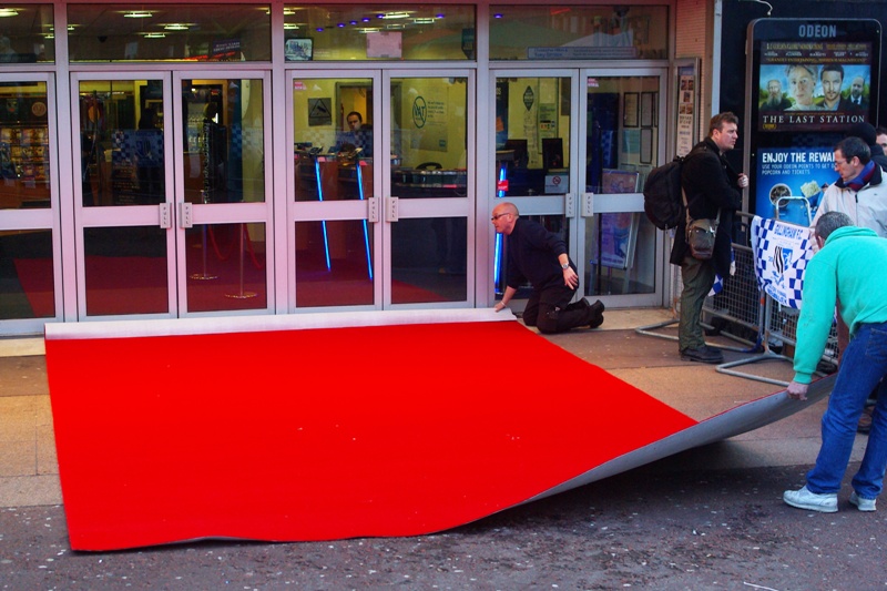 The carpet was dumped by the entrance with 'care'.... so I guess this qualifies it as a premiere, even if Yellow Cap Guy is (sadly) not in attendance for my final London premiere before I ship out back to Convict Land (via
