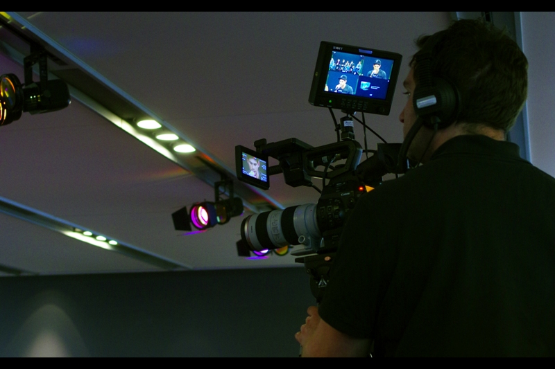 What the event looks like to a pro. I note that it's not Apple equipment. Frankly, I hope they buy out Pentax before they buy out Canon...