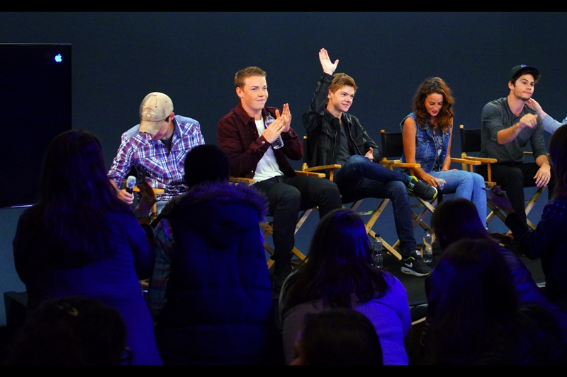"Thanks for the love, thanks for the bottled water, and thank you Apple - you guys totally rock". Totally.