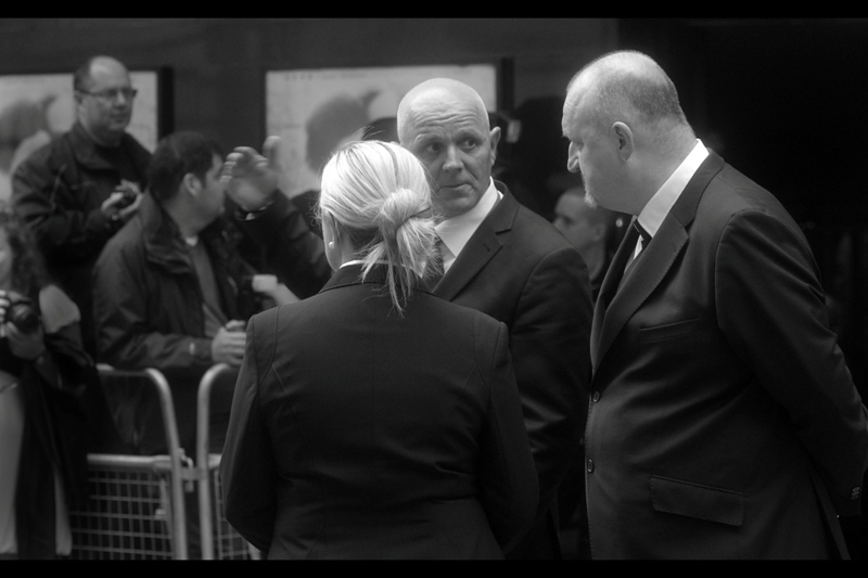 A young Anthony Hopkins As Hannibal Lecter appears to be in charge of security at this event. The company that usually does security at premieres wasn't at this one - they were at the World Premiere. This would prove to have interesting (but not bad) consequences later.