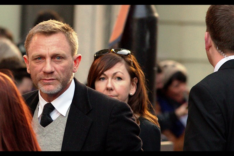 Daniel Craig Staredown!! (at the premiere of "Tintin and the Secret of the Unicorn"