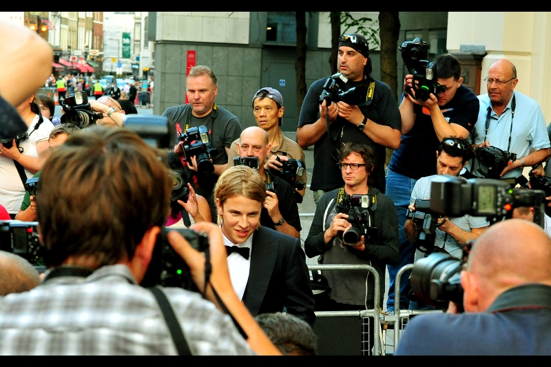 No idea, and Crowd Excitement Level : barely noticeable. Excellent : I have no idea who he is. (still no idea - me, three years later)