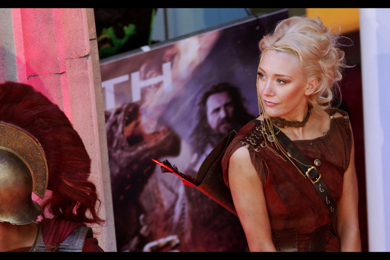 In the absence of Rosamunde Pike, my camera's attention (and mine) may wander..