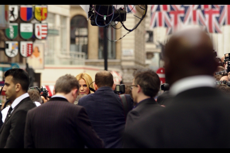 Charlize Theron has arrived. My sensei in the ways of acquiring autographs Mo has assured me that we are in the right place. (I assume he means specifically for this premiere rather than just, like, London England.)