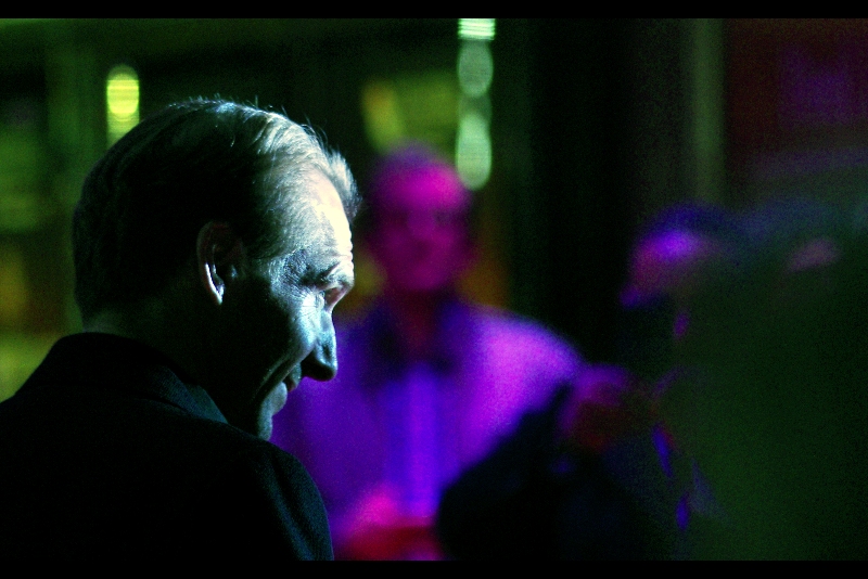 Random attendee : Ralph Fienness. I... kind of feel like I could have gotten a better photo of him than this. But not a more evil-looking one, that's for sure.