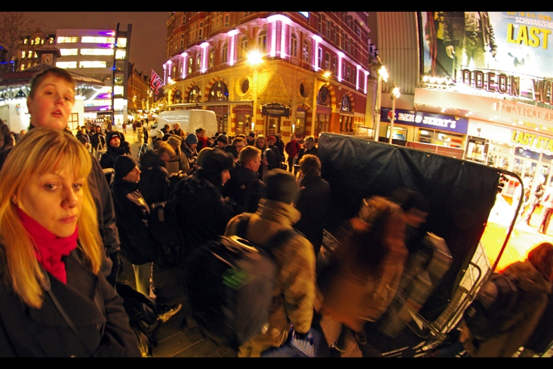 The draw for spots in the Paparazzi pen takes place, after which it will become obvious that there are more photographers than space, and Joe Public will miss out - and the people to my left will be even worse off than I am. It hurts me that so few songs are sung about the bravery of crowds at these things.