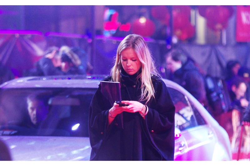 "Premier wuz Awzome, LOLZ. CU soon" . I assume that's how kids text these days. She's arguably right, though. This one was fun. Rain and The Weirdness Of Bruce Willis notwithstanding.