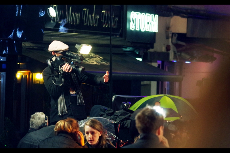 "White balance be damned, my hand looks AMAZING!!"