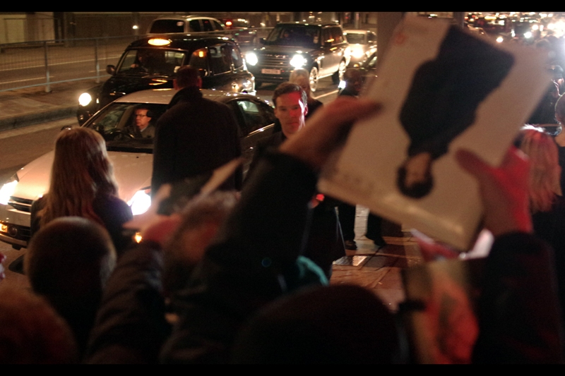 Steeling himself for the inevitable, Benedict Cumberbatch makes to enter the lions den : Autograph Dealer Pen.