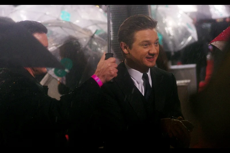 Jeremy Renner was Hawkeye in The Avengers and was also in The Hurt Locker. He was also the only person to ask us how we were all doing this evening when he came over. Although, George Clooney asked if we were alright, too. Nice guys.