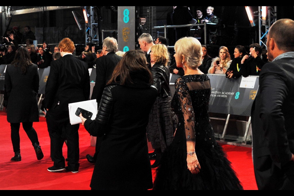 Meanwhile, BAFTA Fellowship awardee Helen Mirren DID scuttle past me in the confusion…