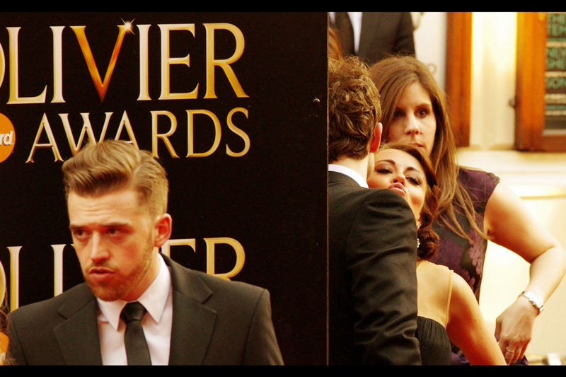 At right, we have our first nomination for Best Air Kiss at a 2015 awards show. I give it relatively high marks due to the presence of a high shoulder blade to aim for and miss.