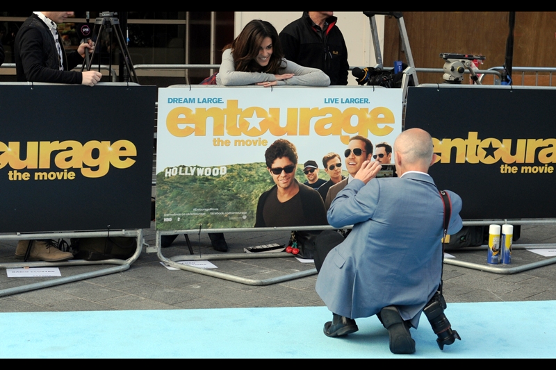 "Make sure you capture Vincent's good side". I... uh.. also (guardedly) prefer to believe that Entourage is entirely accurate, right down to the critical acclaim of "Queens Boulevard" and the general hatefulness (all evidence to the contrary) of Martin Landau and Malcolm McDowell.