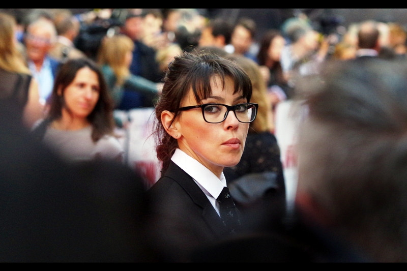 Much as I appreciate Michael Douglas and Peyton Reed and the soon-to-arrive Michael Pena and Paul Rudd, I'm all out of women to photograph for the rest of the premiere. So here I present : Cutest Security Girl I've Seen In Quite A While .