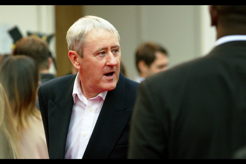 "Who am I? No idea... you?" (with thanks to APJ26 : this is Nicholas Lyndhurst from Only fools and Horses)