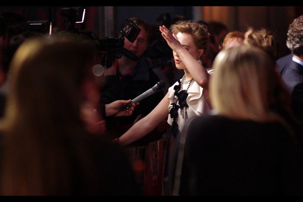 After shifting location a fifth time and me taking several hundred shots of other peoples' heads which I can't be bothered to upload but can produce on request, it seems now Saoirse Ronan is actually blocking views of herself... with herself. My incredulity hasn't just snapped, it has decided to head off and find a cafe and sip on a latte (read : triple patron on ice).