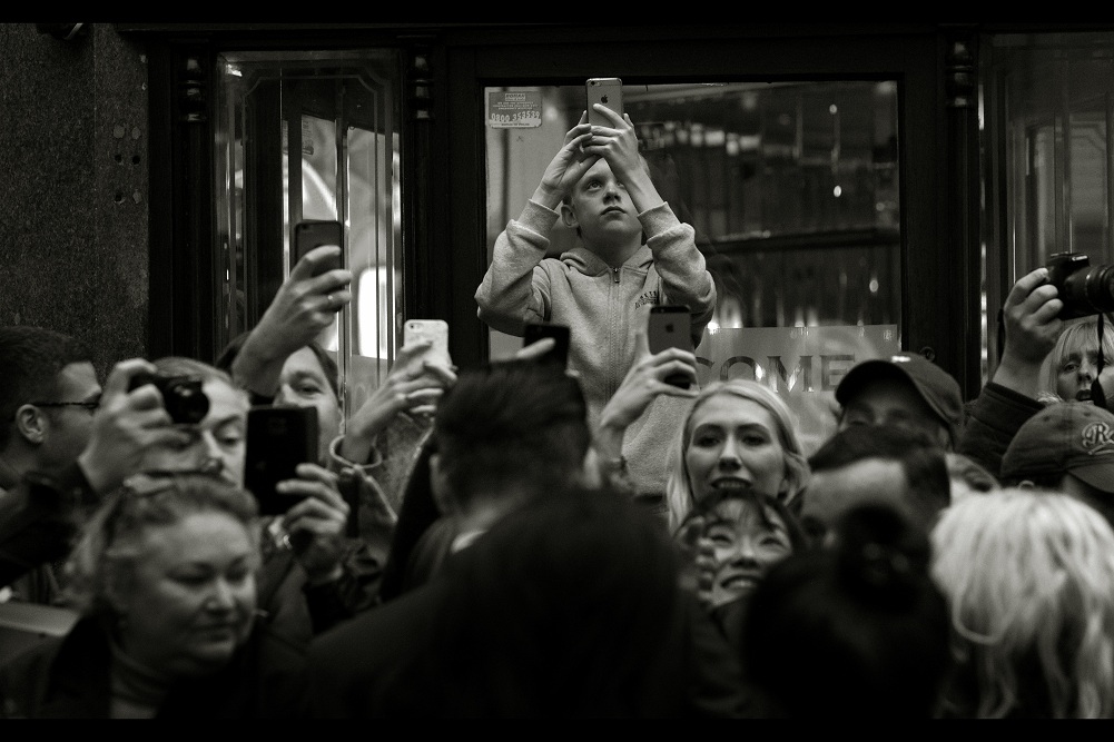 Winner. Had the 60yr old lady behind me seen this, she would no doubt have begged to be allowed to sit on our shoulders to photograph Colin Farrell too. From a purely 'student of business strategy' standpoint, I found the pleading desperation of the old woman utterly fascinating. I'd never previously seen somebody attempt to negotiate with complete strangers while having absolutely zero leverage or pre-existing relationship.... and yet do so with such ferocity and self-assurance.