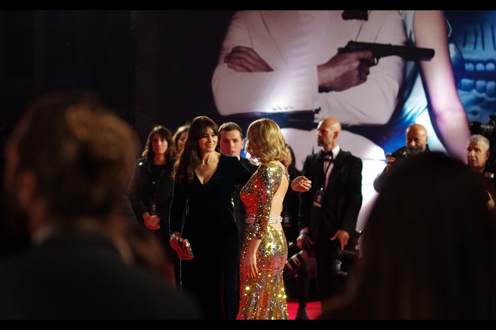 "You wore a dress with 3.6million sequins on it, didn't tell me, and you let me come to this event in this blue-or-green-or-black-dress-depending-on-what-colour-my-dress-is that I'm wearing?"