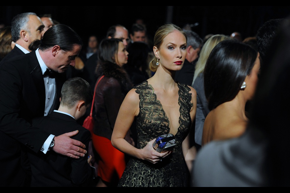Good news : after providing David Bradley and Will.I.Am for 'The Ladiez', I'm providing.... uh... I don't know who this is.... for the men looking for random distractions in the crowd. .. It's my journal. If you disagree with my policies, create your own.