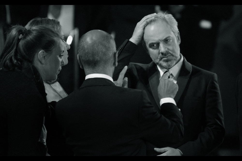 As we wait for the royals' car(s) and motorcade to arrive, I believe director Sam Mendes is chatting to the head of Sony Pictures worldwide. That man is probably offering Sam Mendes ALL THE MONEY to move on to directing an Amazing Spider-Man movie so that Sony can finally make that franchise work.