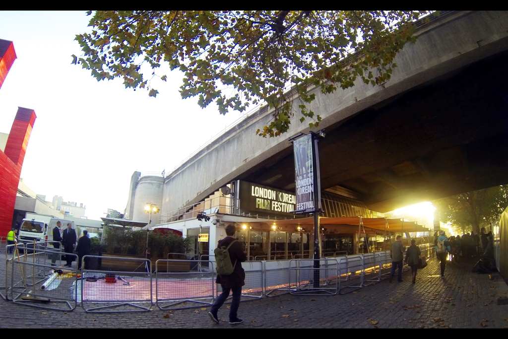 BFI Southbank doesn't host all that many premieres, which is a shame as it's a nice spot, and the nearby cafe/bar inside the BFI is pretty decent. Also : warm, on a cold afternoon.