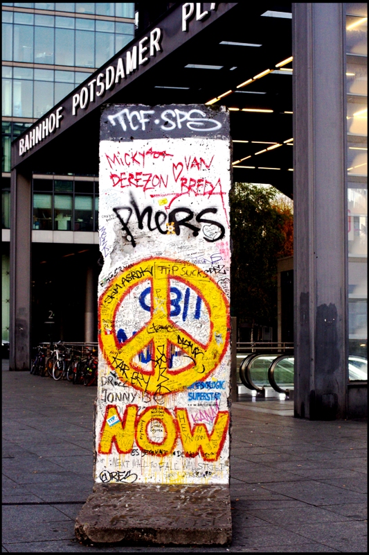 If that's a piece of the Berlin Wall, then I'm definitely not in Kansas... or Leicester Square anymore (also : LOL- 'Next Wall To Fall : Wall Street' quote at the bottom)