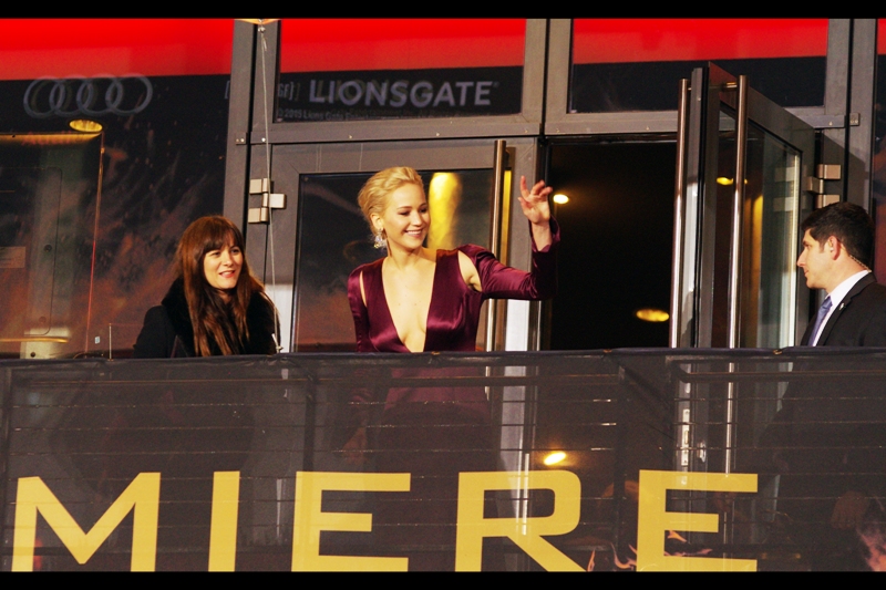 and one last photo of J-Lawz, who classily came out on the balcony to wave to fans.